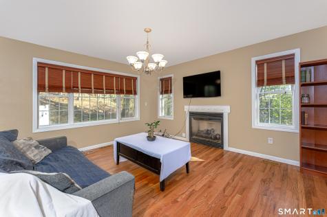 110 Oakwood Circle Bristol CT 06010