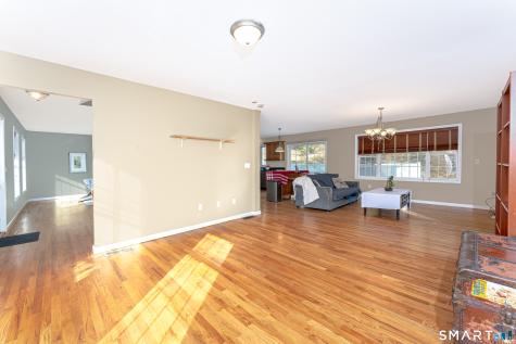 110 Oakwood Circle Bristol CT 06010