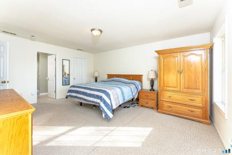 110 Oakwood Circle Bristol CT 06010