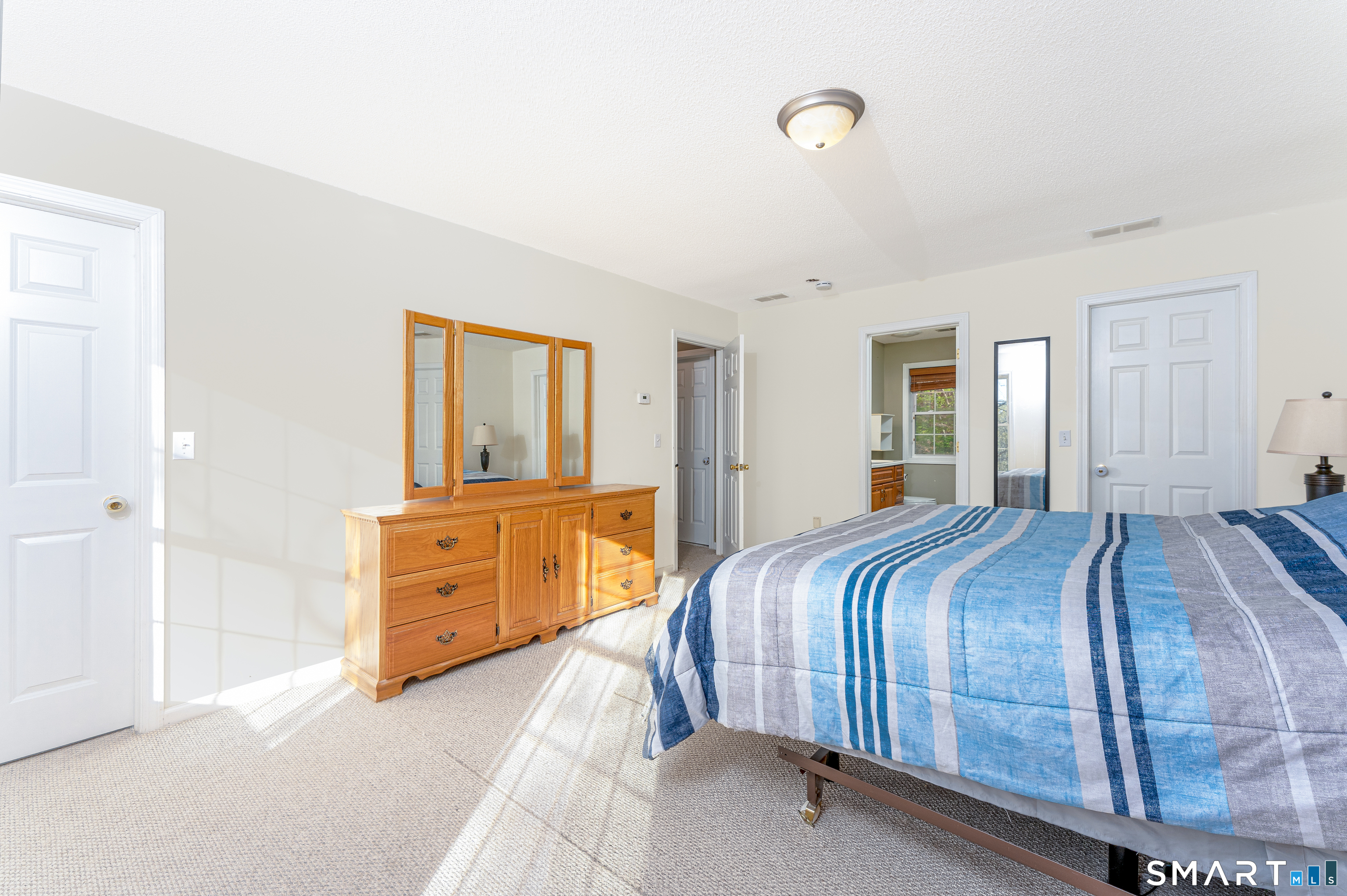 110 Oakwood Circle Bristol CT 06010