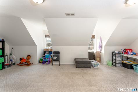 110 Oakwood Circle Bristol CT 06010