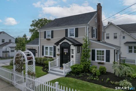 1 Oak Terrace Stratford CT 06614