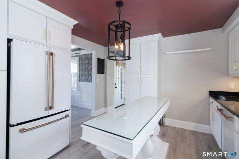 1 Oak Terrace Stratford CT 06614