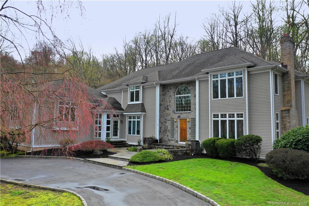 53 Red Barn Road Trumbull CT 06611