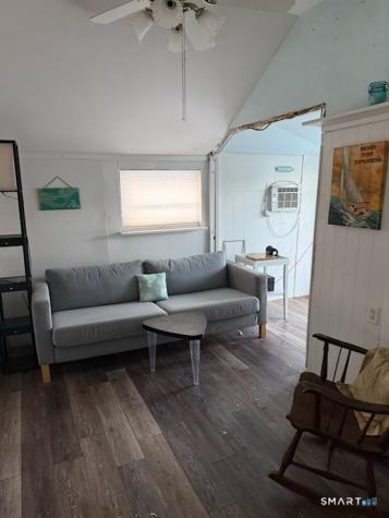 15 North Street Madison CT 06443