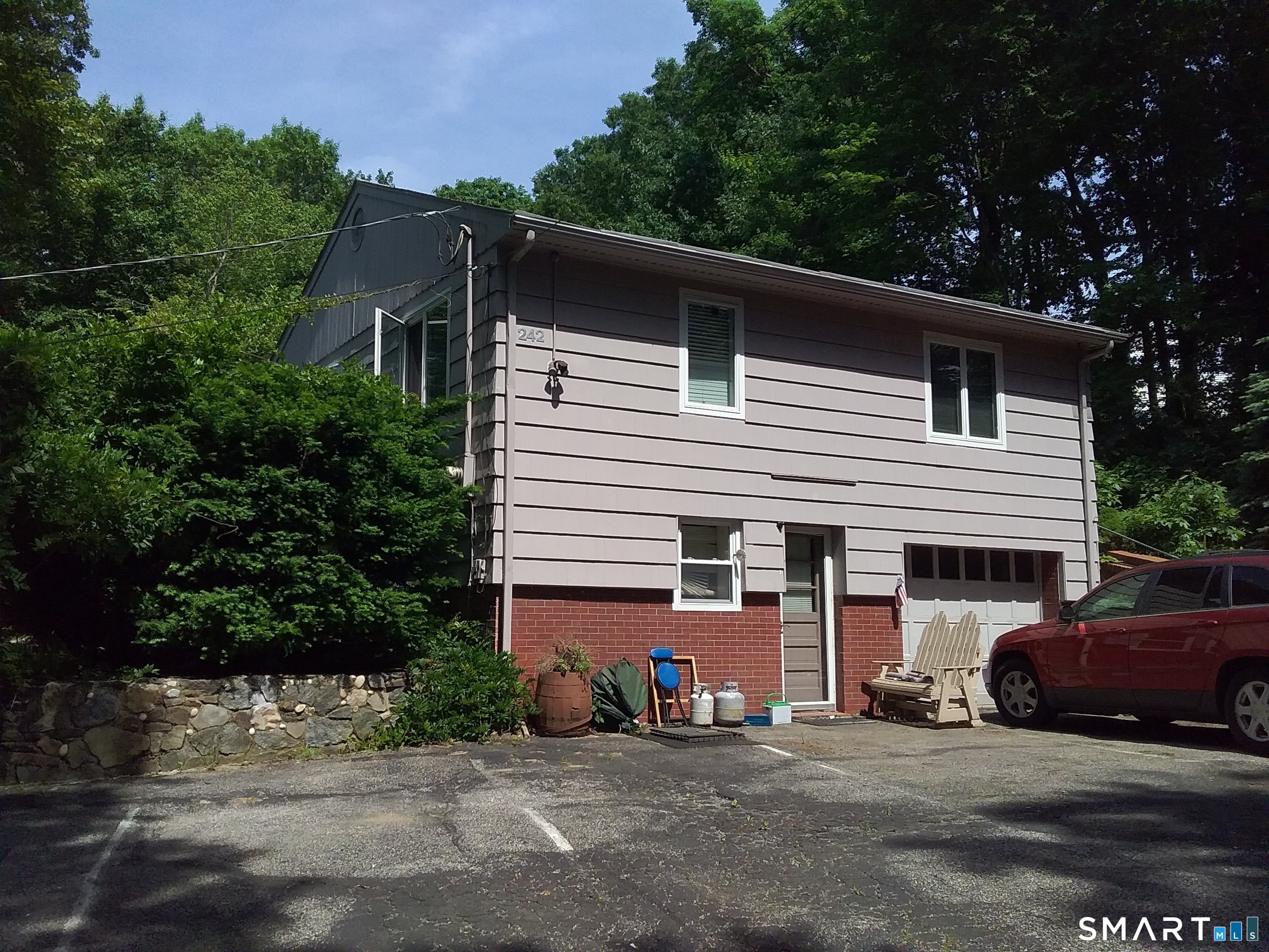 242 Grove Street Shelton CT 06484