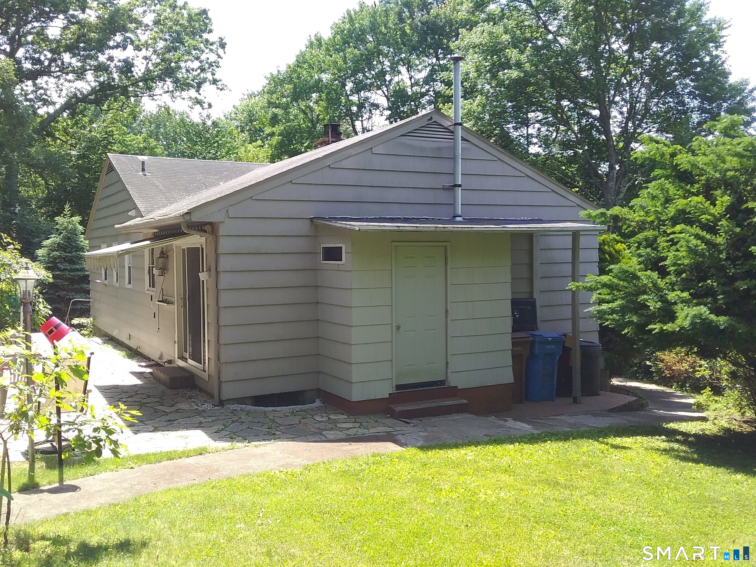 242 Grove Street Shelton CT 06484