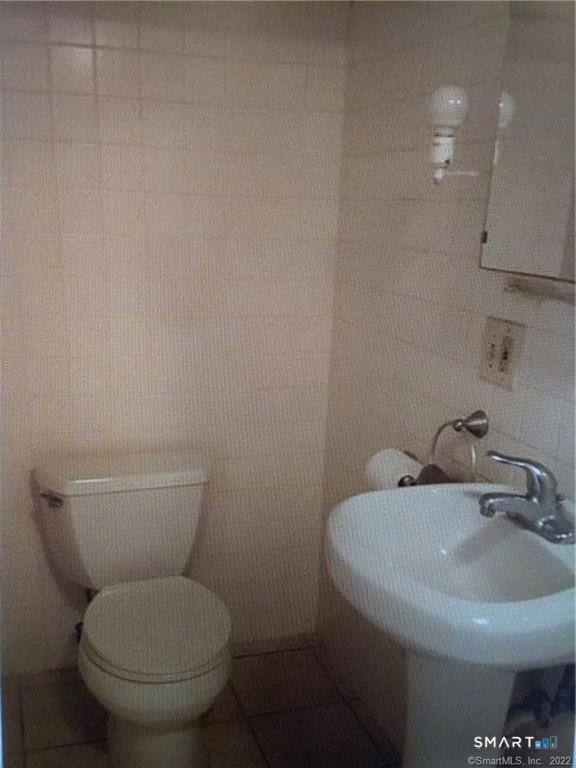 242 Grove Street Shelton CT 06484