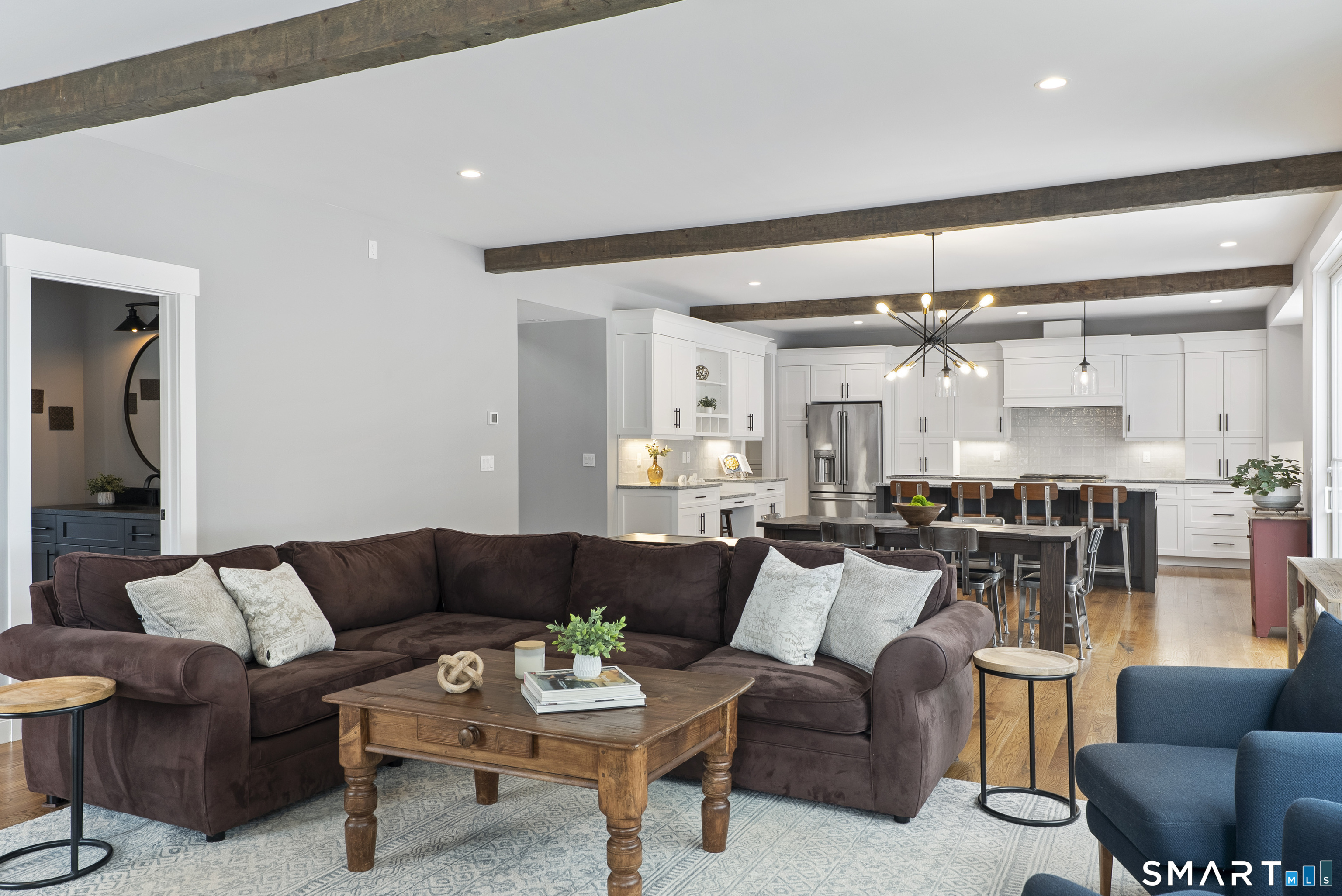 8 Gateshead Way Farmington CT 06085