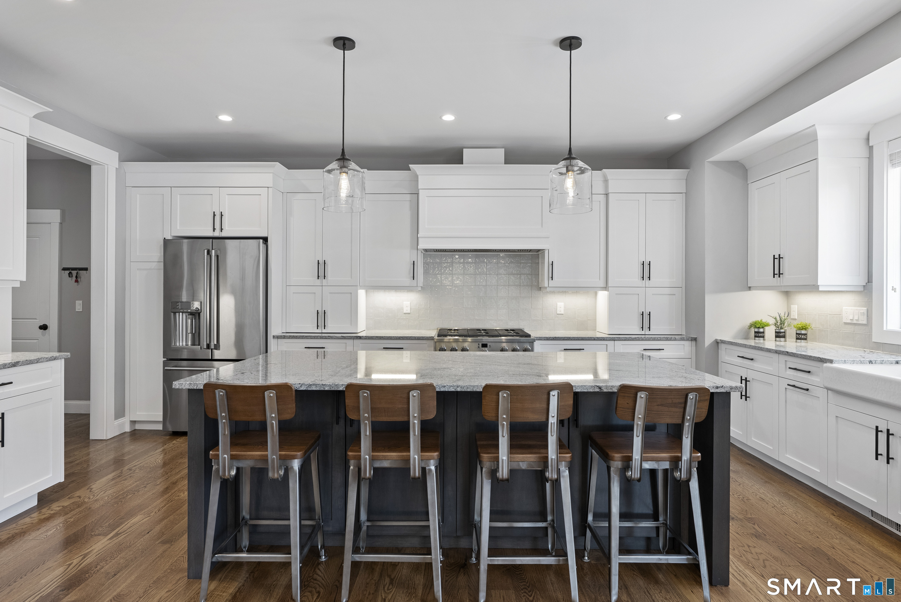 8 Gateshead Way Farmington CT 06085