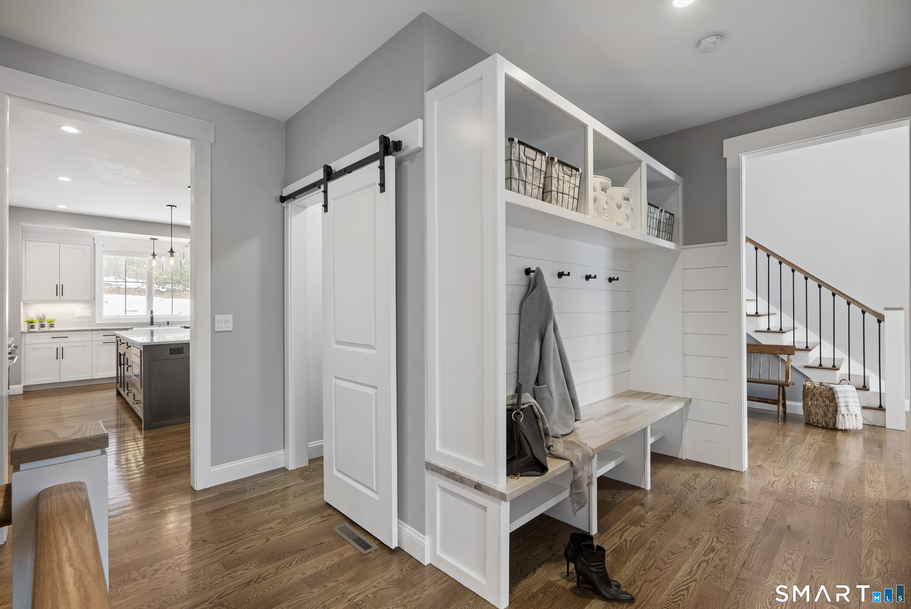 8 Gateshead Way Farmington CT 06085