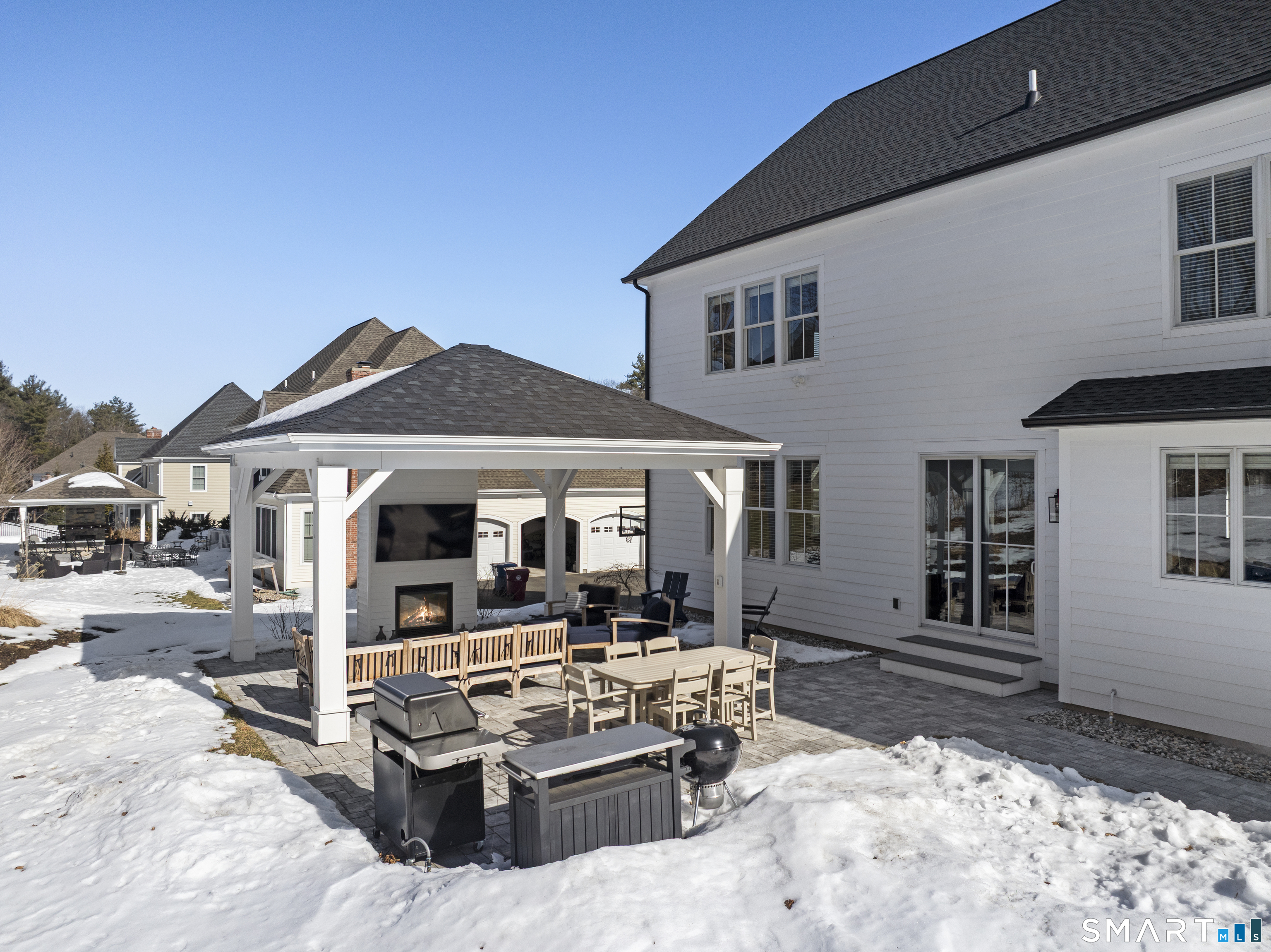 8 Gateshead Way Farmington CT 06085