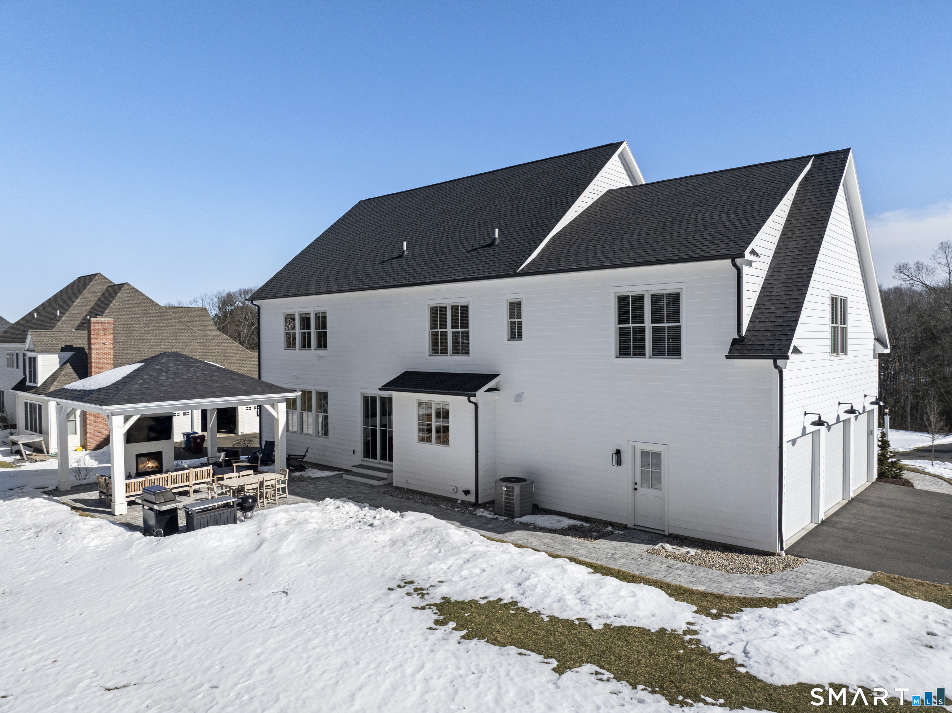 8 Gateshead Way Farmington CT 06085