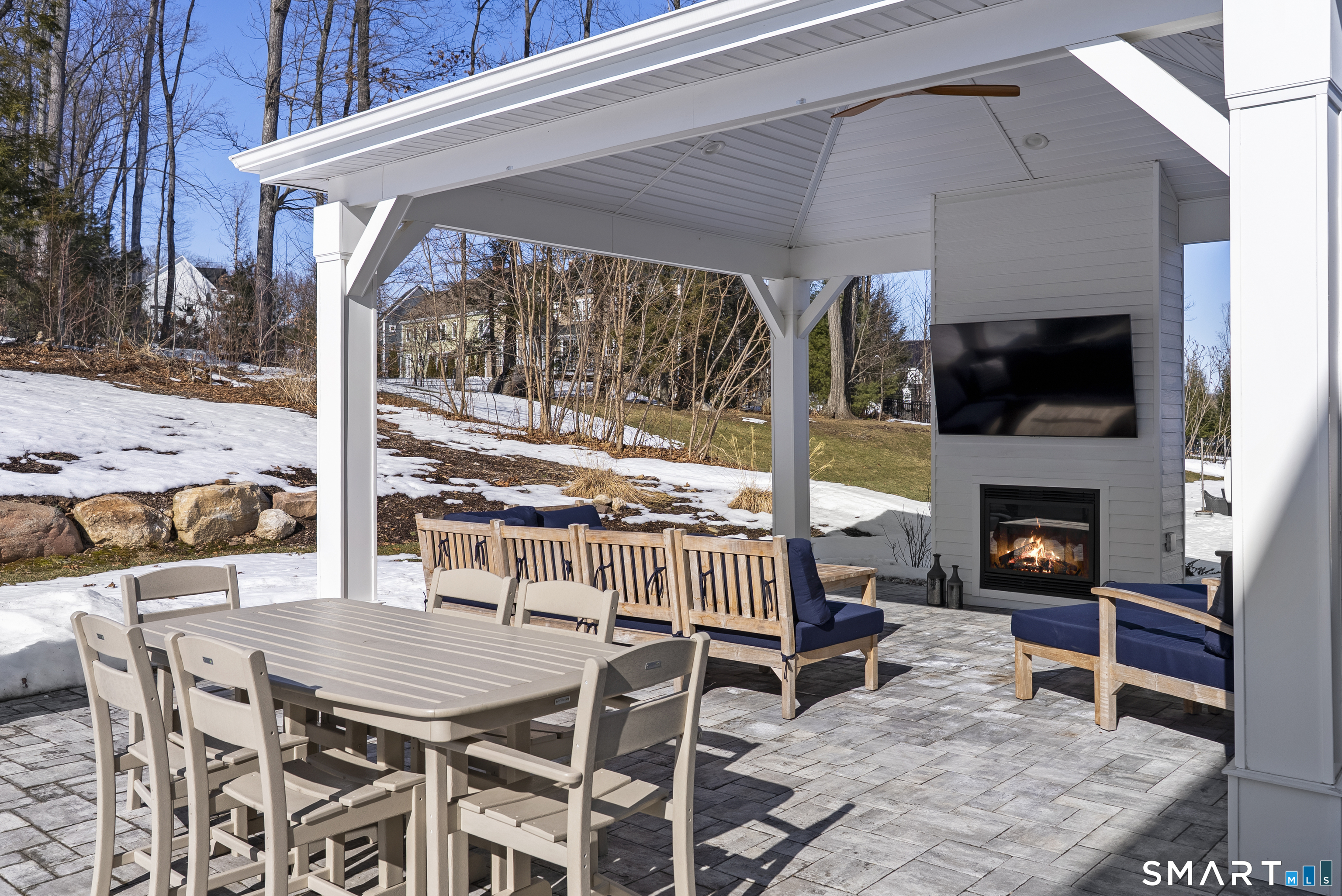8 Gateshead Way Farmington CT 06085