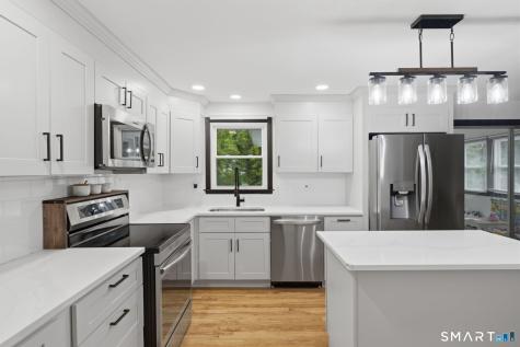 30 Jeffrey Lane Newington CT 06111