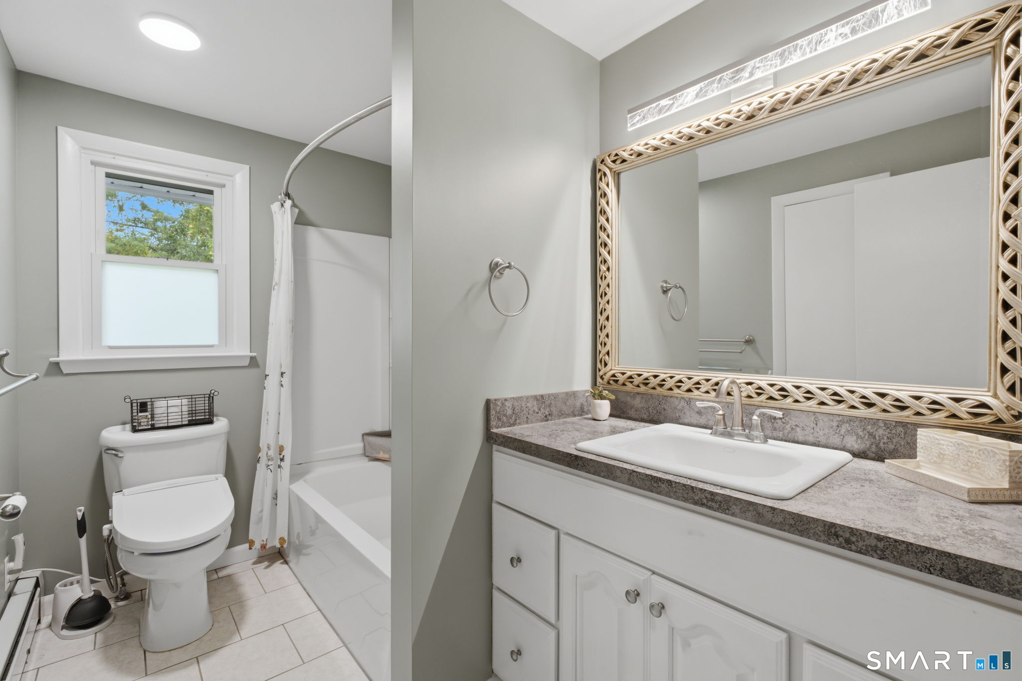 30 Jeffrey Lane Newington CT 06111