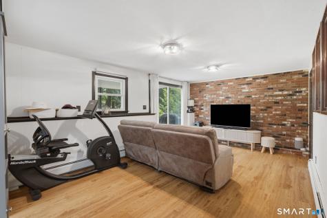 30 Jeffrey Lane Newington CT 06111
