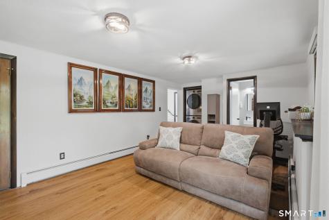 30 Jeffrey Lane Newington CT 06111