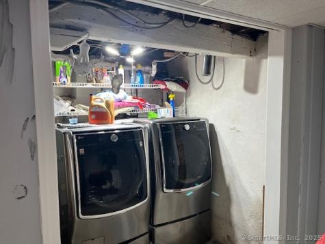 261 Reservoir Avenue Meriden CT 06451