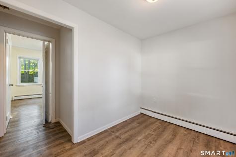 108 Bedford Avenue East Hartford CT 06118