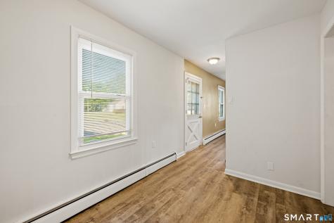 108 Bedford Avenue East Hartford CT 06118