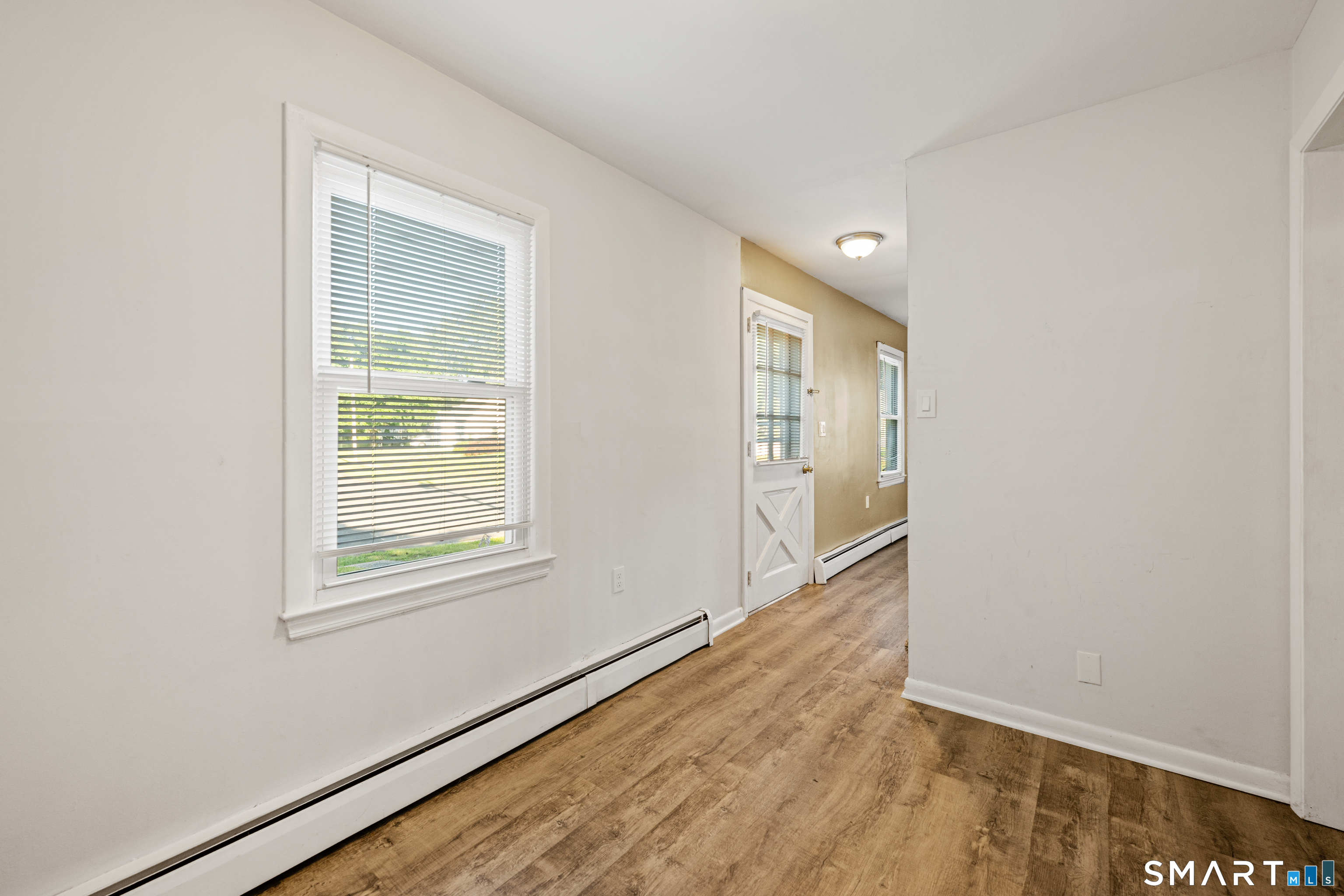 108 Bedford Avenue East Hartford CT 06118