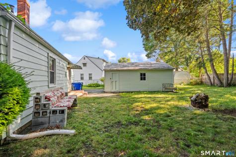 108 Bedford Avenue East Hartford CT 06118