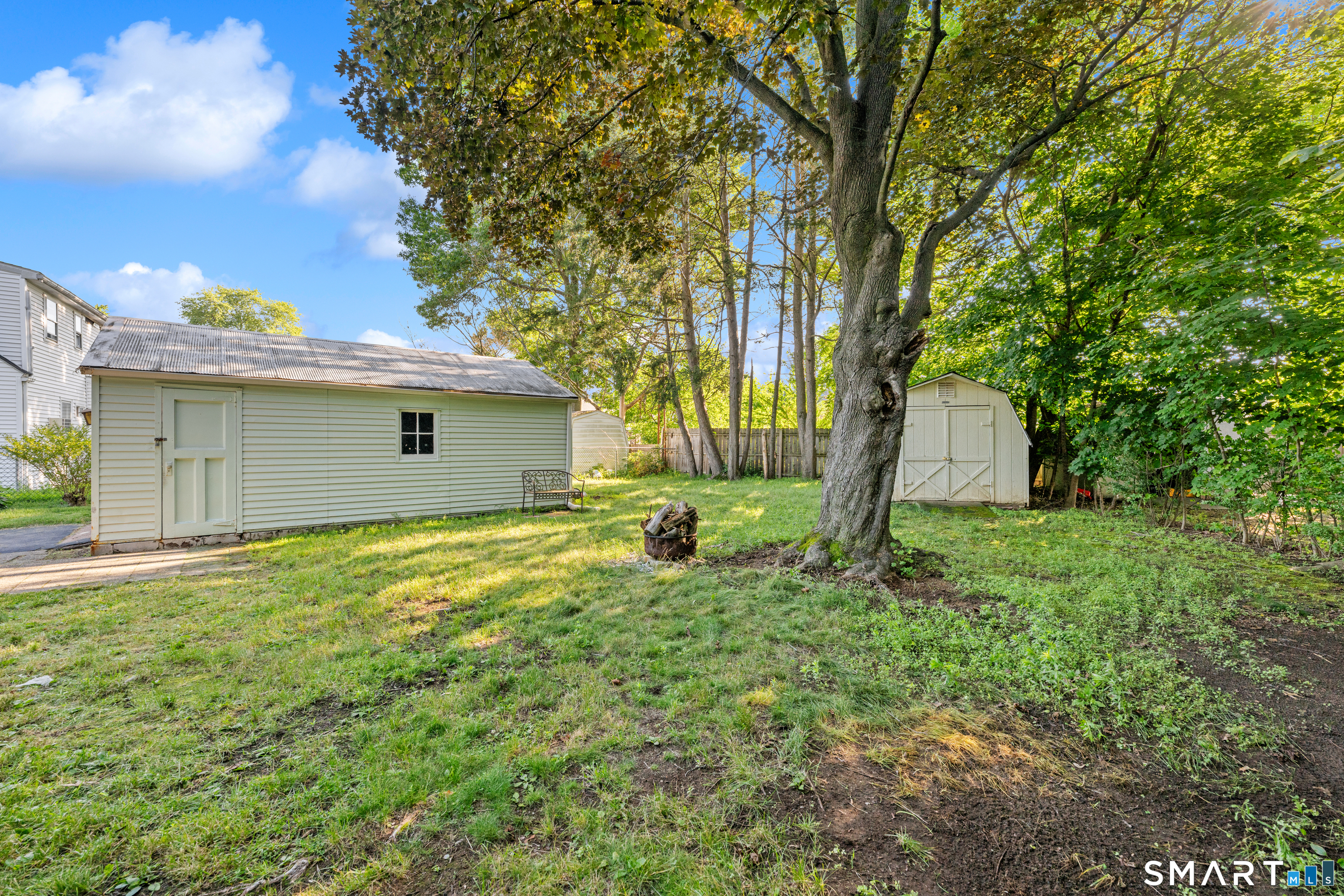 108 Bedford Avenue East Hartford CT 06118