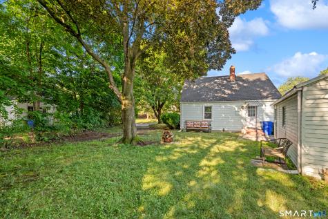 108 Bedford Avenue East Hartford CT 06118