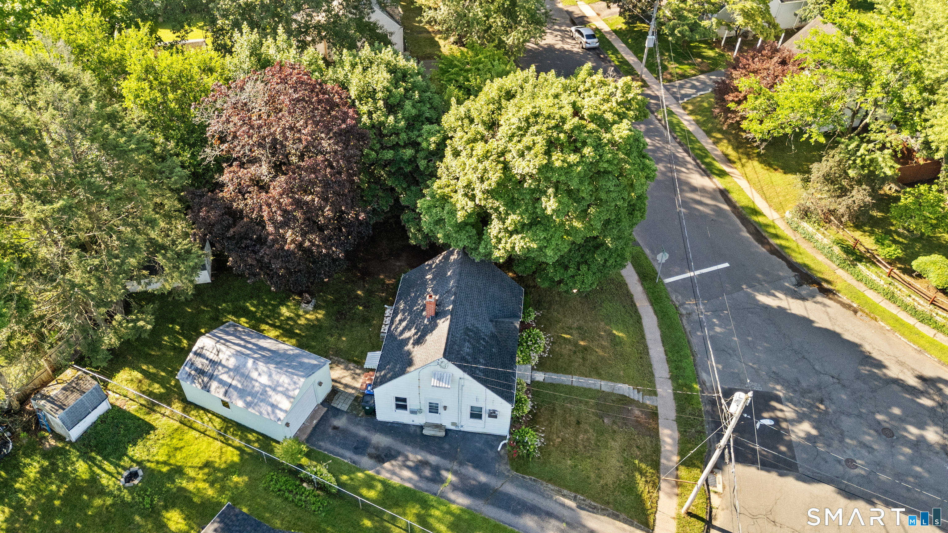 108 Bedford Avenue East Hartford CT 06118