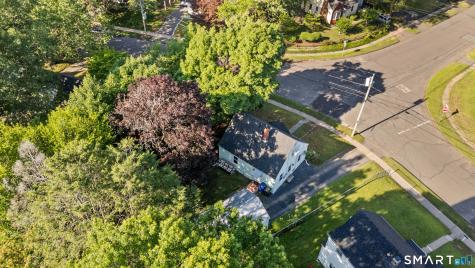108 Bedford Avenue East Hartford CT 06118