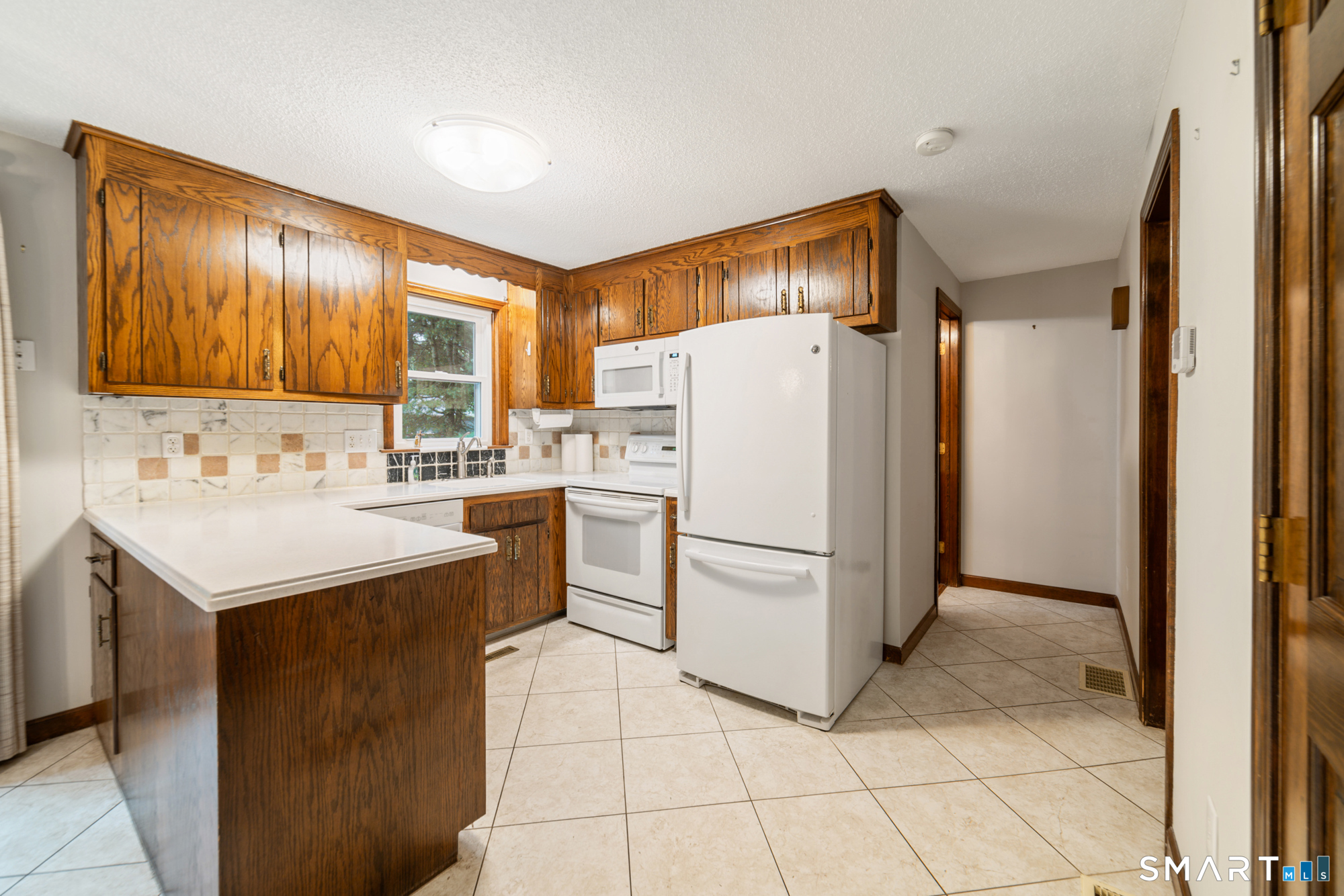 548 Beecher Road Wolcott CT 06716