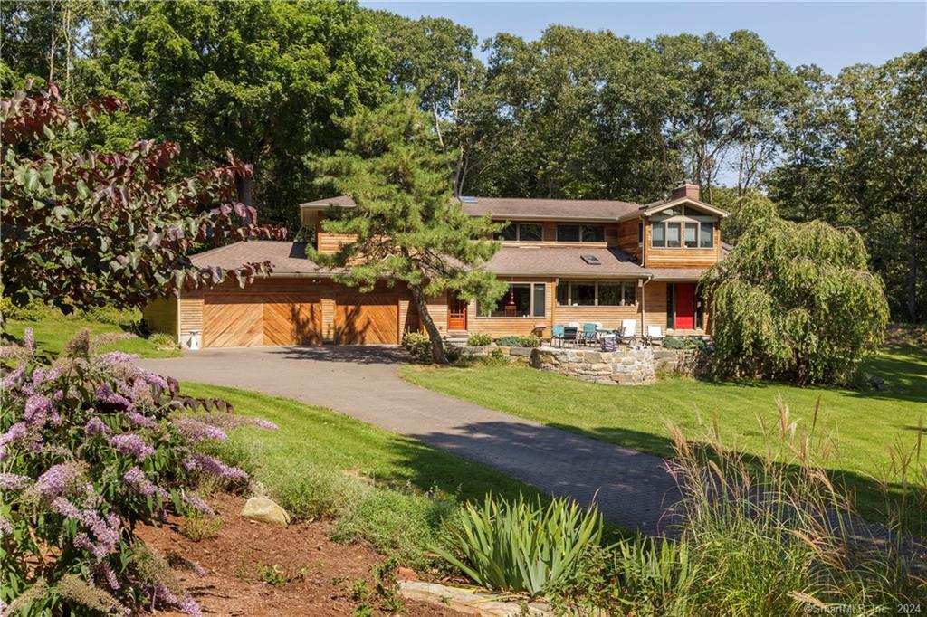 201 Saw Mill Road Guilford CT 06437