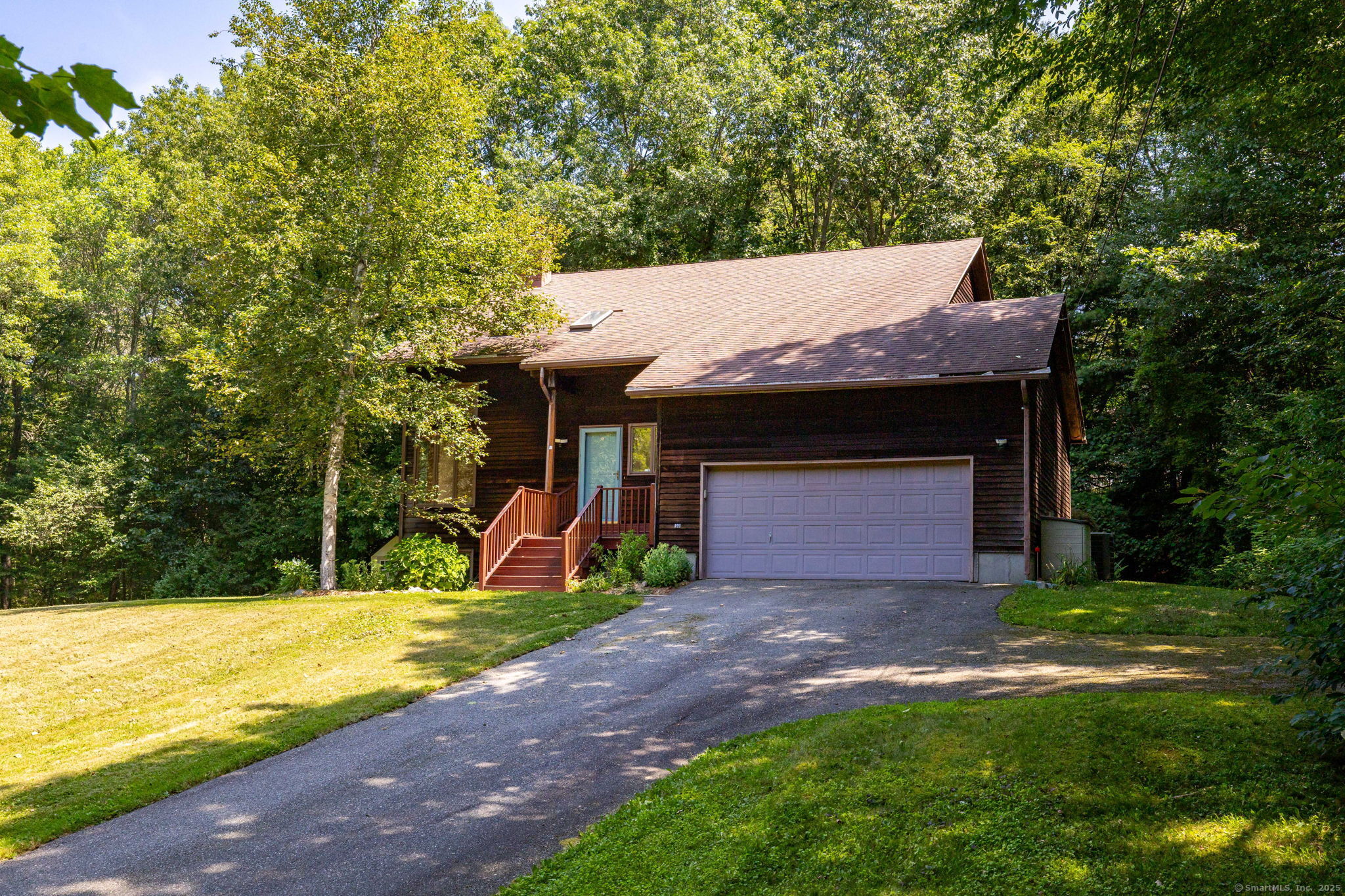 26 Mohegan Lane Hebron CT 06231