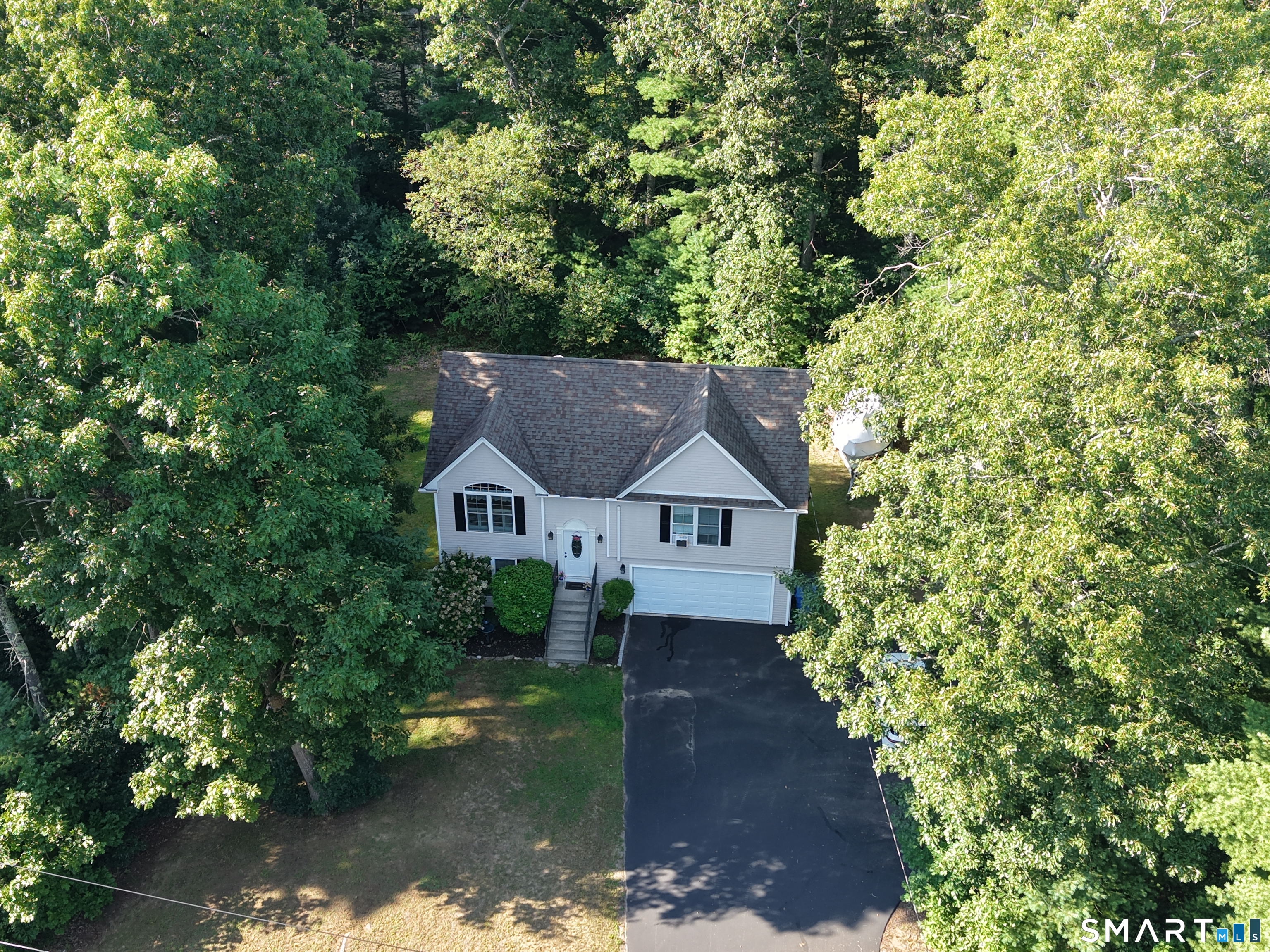 84 Juniper Way Brooklyn CT 06234
