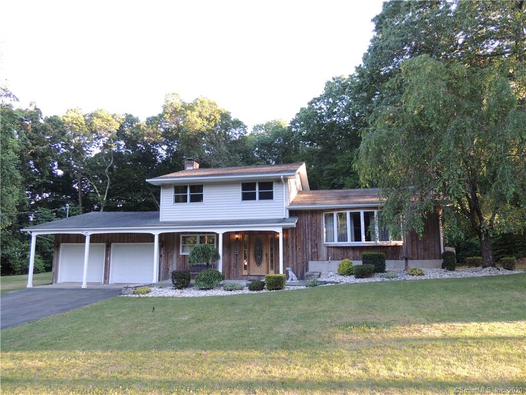 2 Crestwood Drive East Haven CT 06513