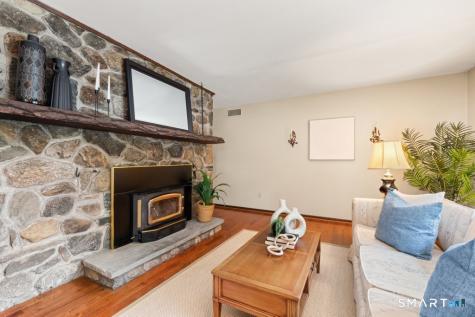 60 Shepard Hill Road Newtown CT 06470