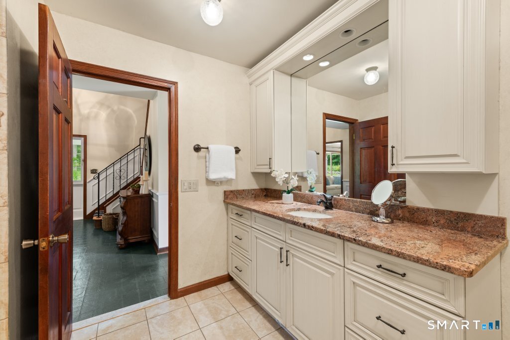 60 Shepard Hill Road Newtown CT 06470