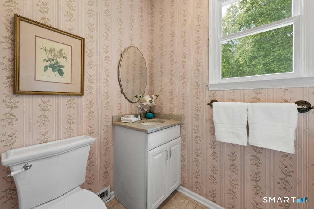 60 Shepard Hill Road Newtown CT 06470