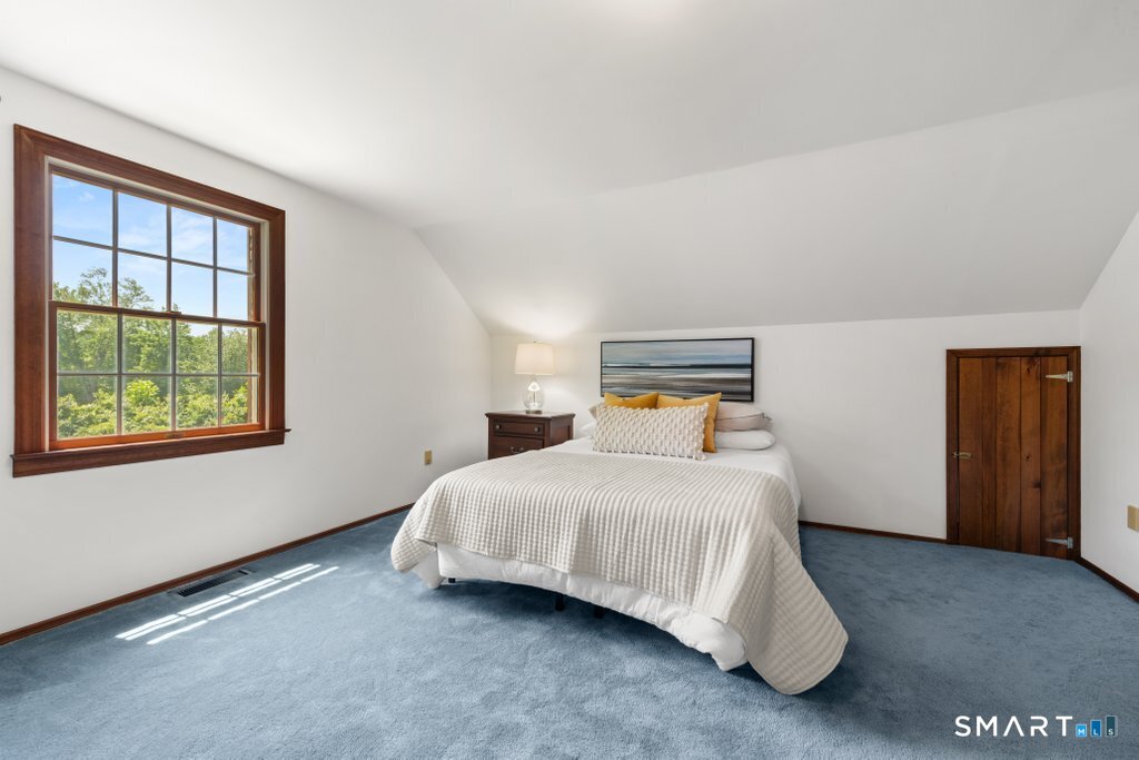 60 Shepard Hill Road Newtown CT 06470