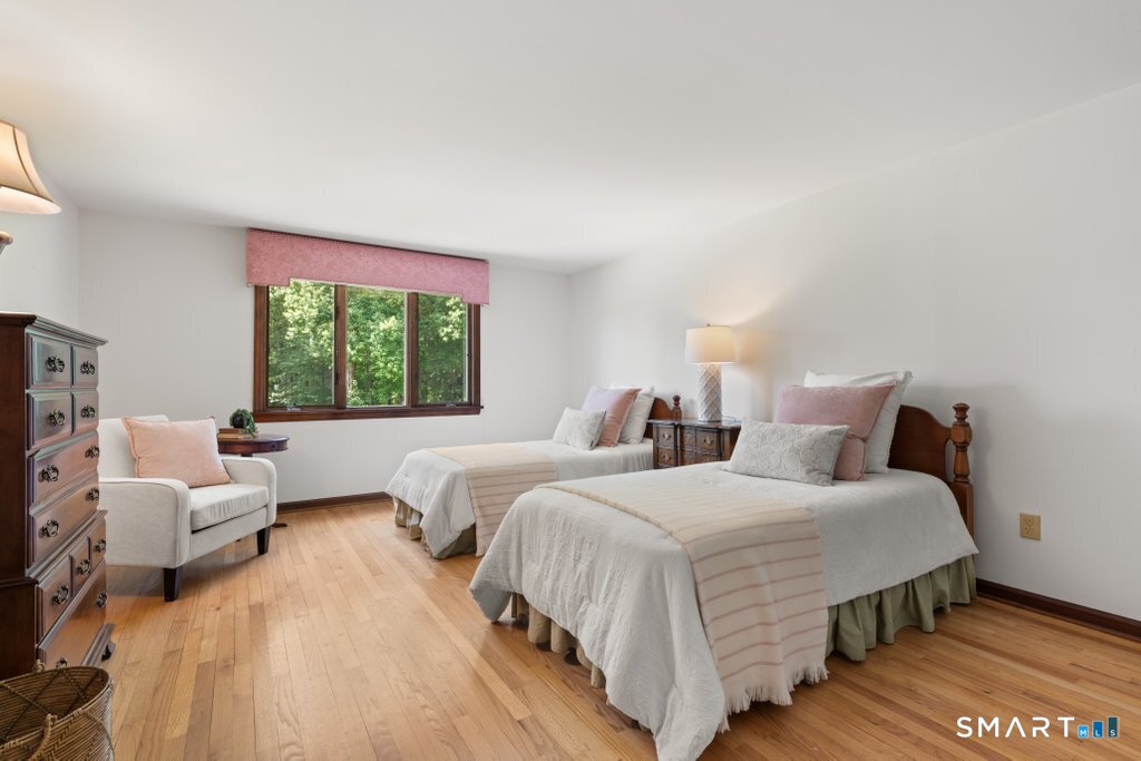 60 Shepard Hill Road Newtown CT 06470