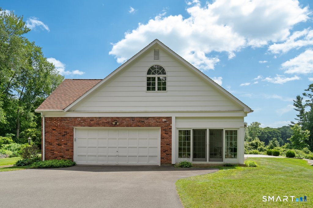 60 Shepard Hill Road Newtown CT 06470