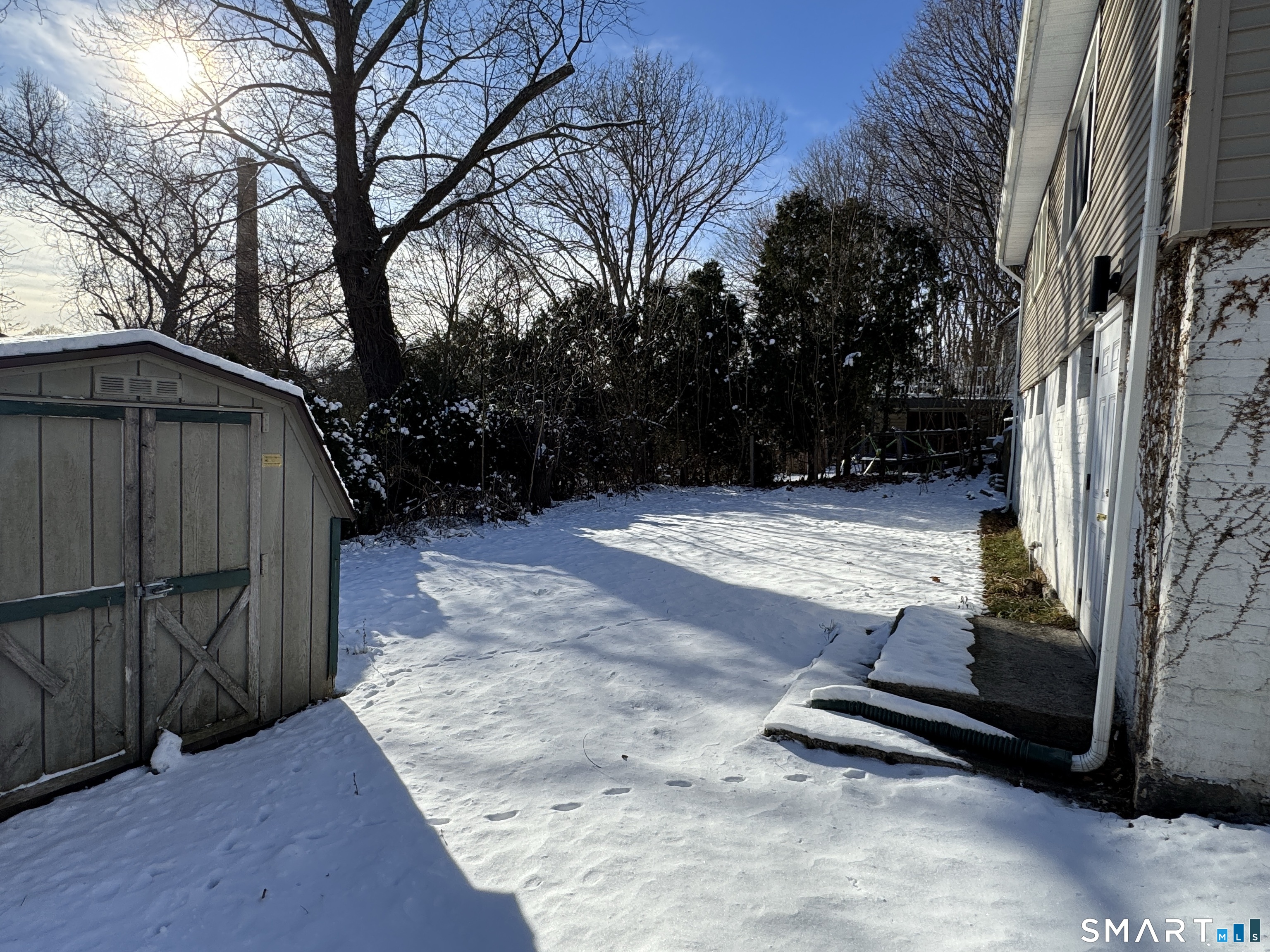 11 Blumenthal Drive Montville CT 06382