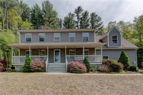 42 Oakwood Lane Columbia CT 06237