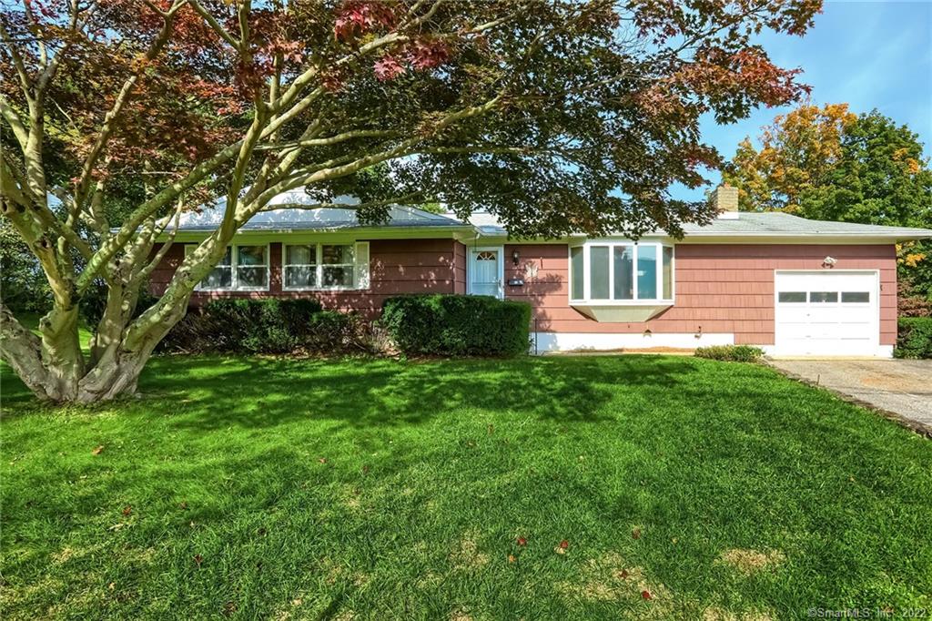 4 Campbell Lane Danbury CT 06811