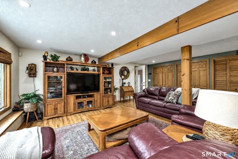 69 Dart Hill Road Milford CT 06461
