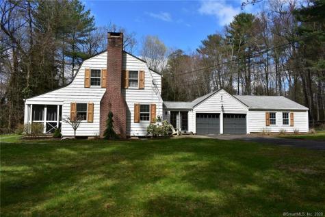 107 Burnham Road Avon CT 06001
