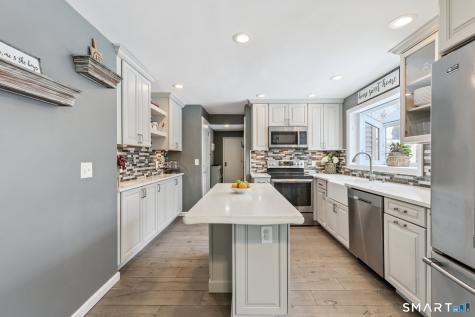 187 Middle River Road Danbury CT 06811