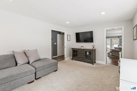 187 Middle River Road Danbury CT 06811