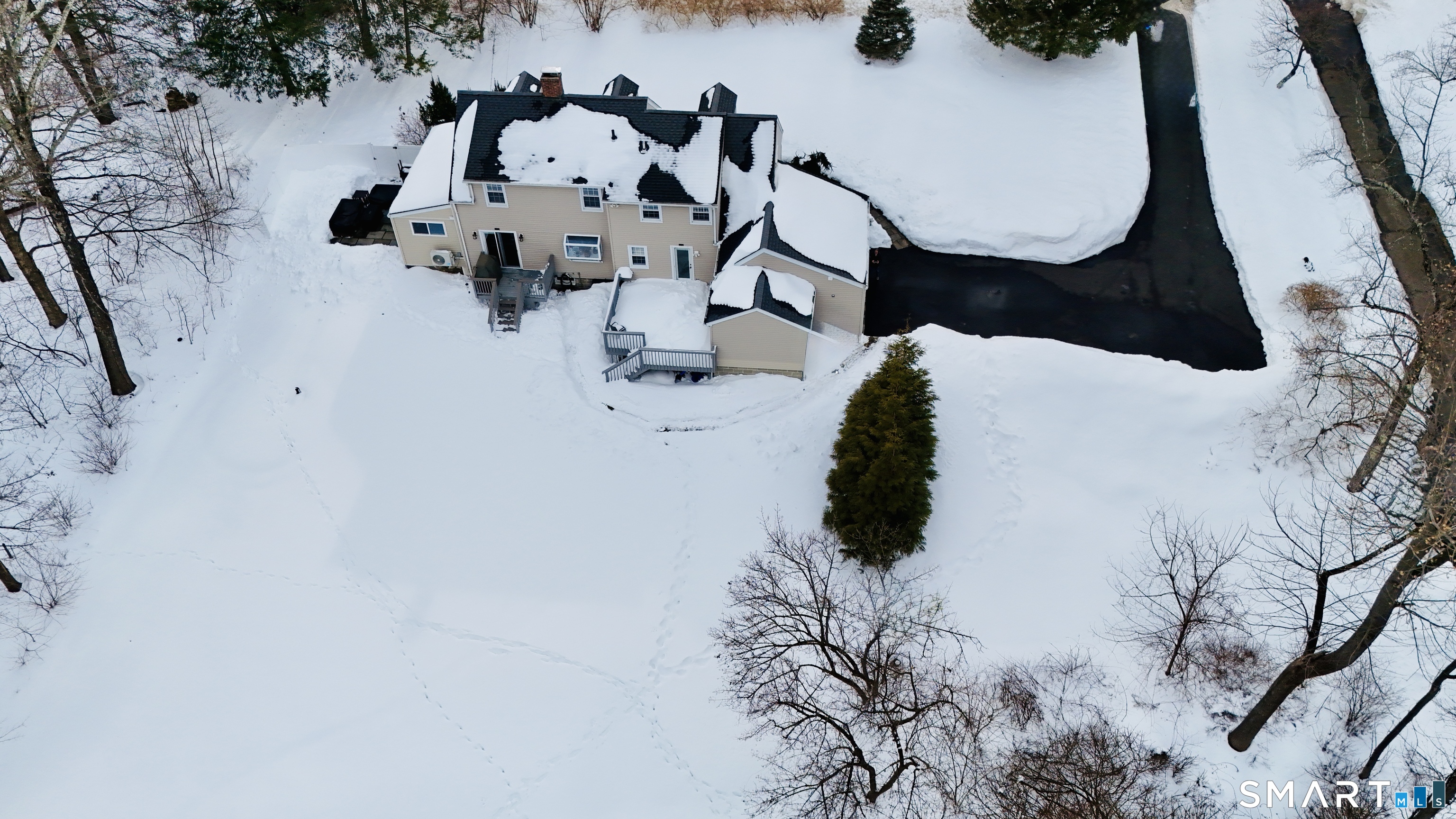 187 Middle River Road Danbury CT 06811